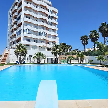 Vaumar With Pool In Da Rocha