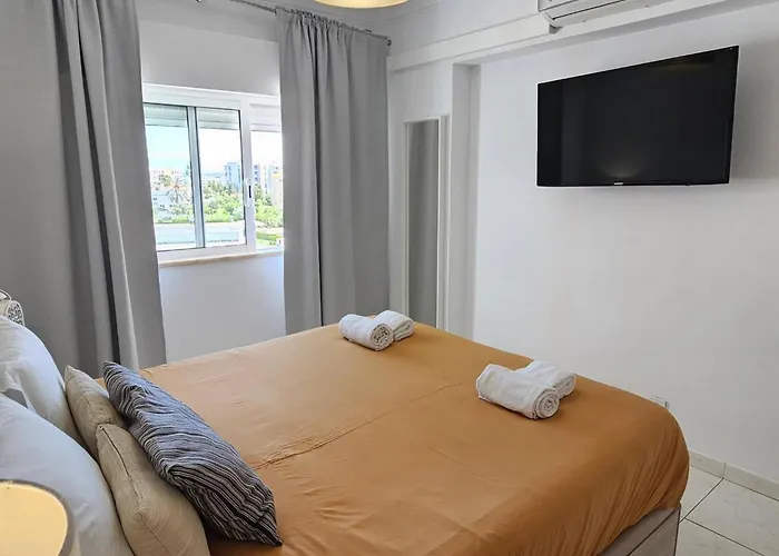 Vaumar With Pool In Da Rocha Appartamento Portimão